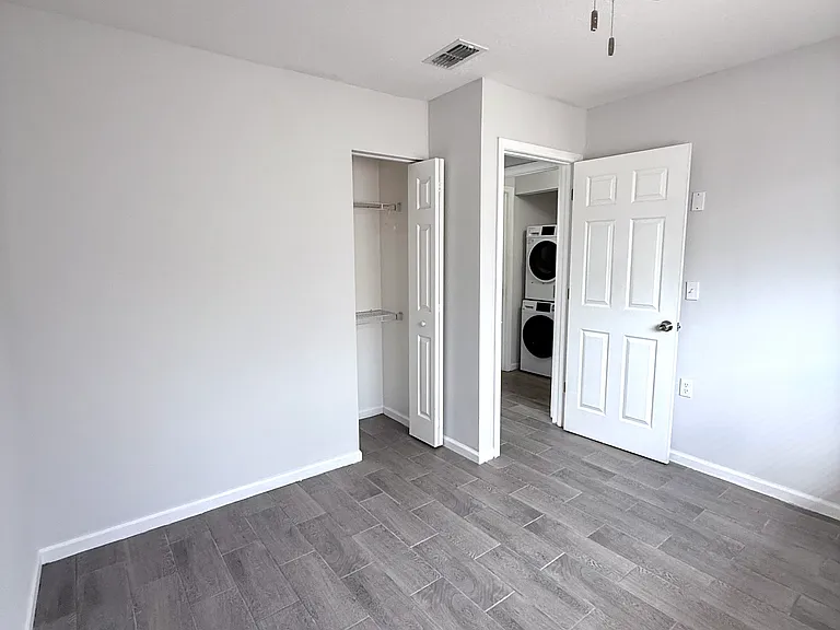 420 San Gabriel St — Photo 17