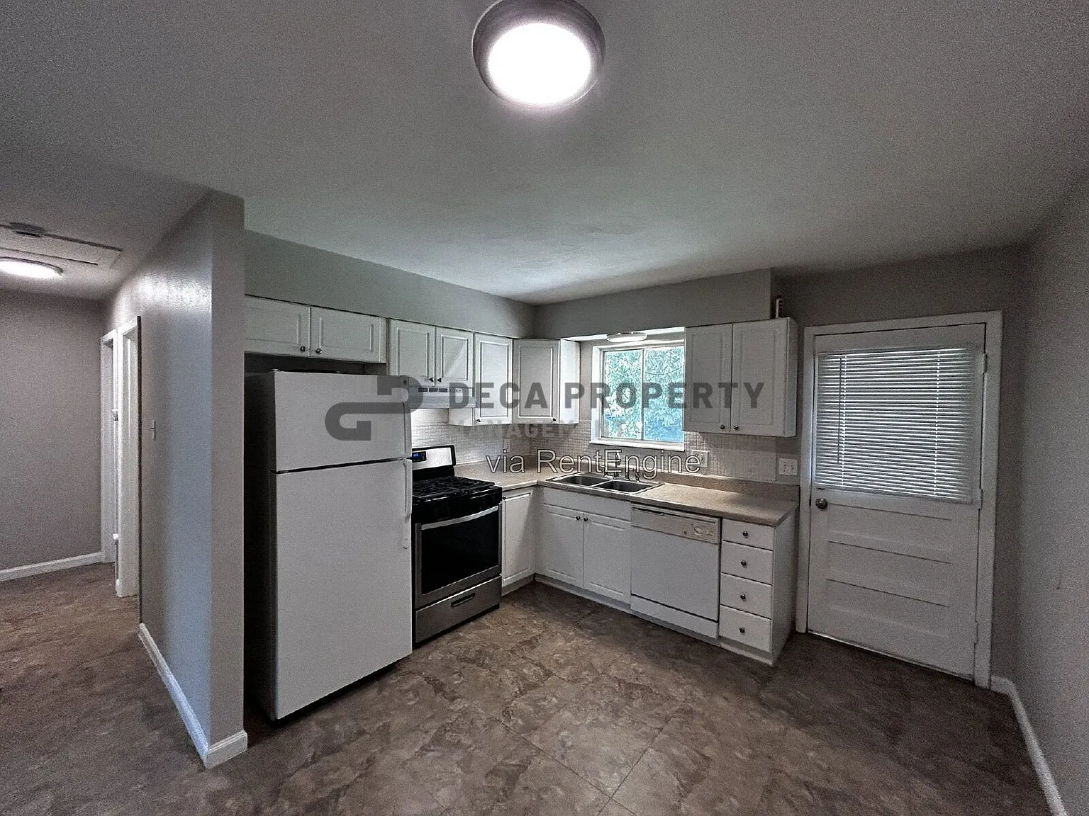 2 bed, 1.0 bath, 750 sqft, $1,050 — Photo 4