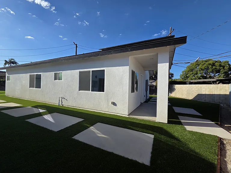 11161 Gaylord Dr — Photo 4
