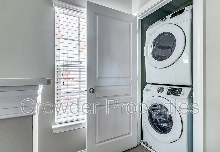 359 Halton Crossing Dr SW — Photo 16