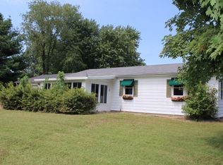 447 Raccoon Valley Rd, Makanda, IL 62958