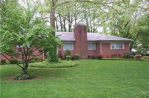 2nd image of 93 Stafford Rd