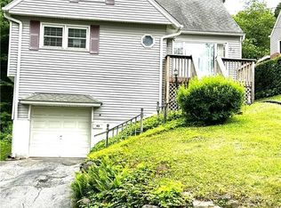 93 Wayland Ave, Waterbury, CT 06708