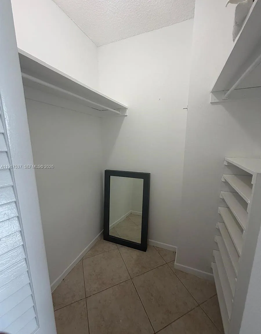 2 bed, 1220 sqft, $2,950 — Photo 2
