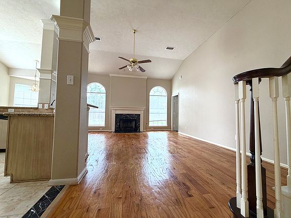 4th image of 22406 Wildwood Grove Dr