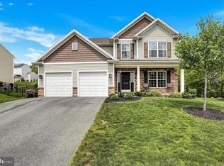 2228 Northview Ln, Harrisburg, PA 17110