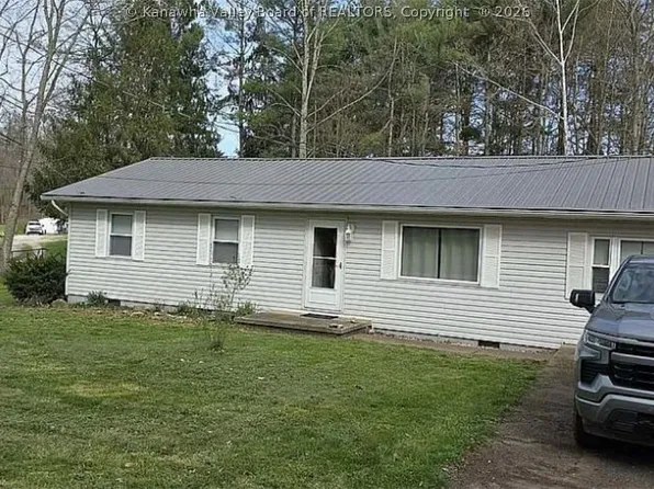 4850 Parchment Valley Rd, Evans, WV 25241
