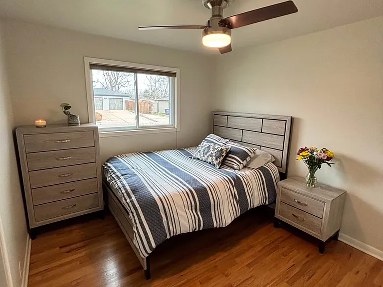 3378 W Saratoga Ave — Photo 1