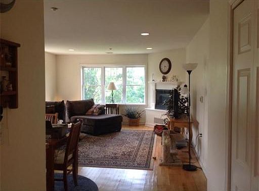 5th image of 2302 Briarwood Vlg