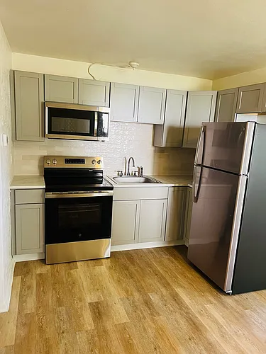 1636 Franklin St #2 Photo 1