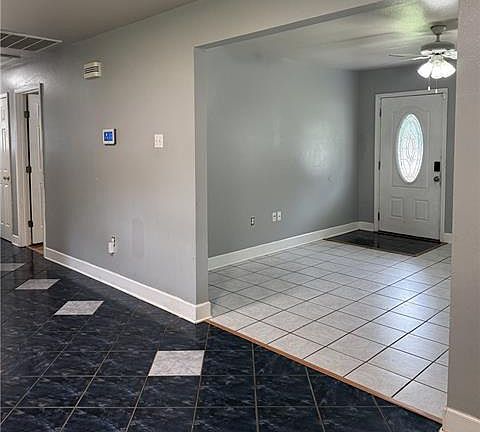 3rd image of 2816 Veronica Dr