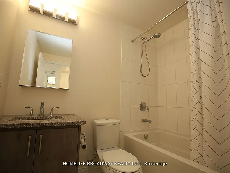 9090 Yonge St #1606B — Photo 9