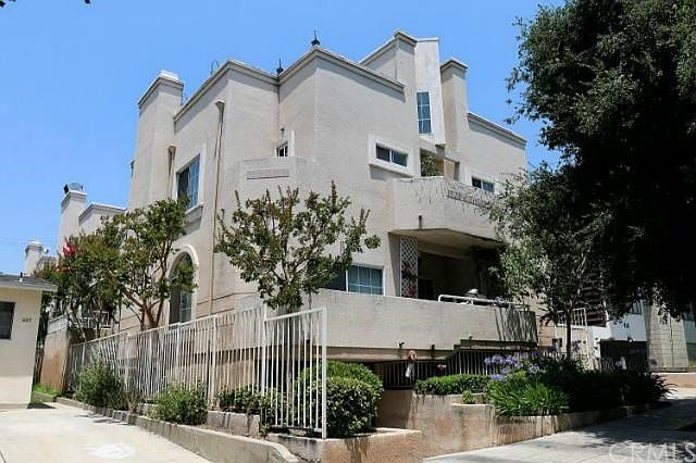 1st image of 611 E Olive Ave #3