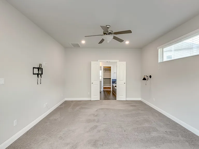 5520 La Canada Way — Photo 22