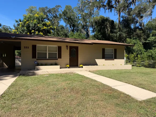 555 NE 33rd St, Ocala, FL 34479