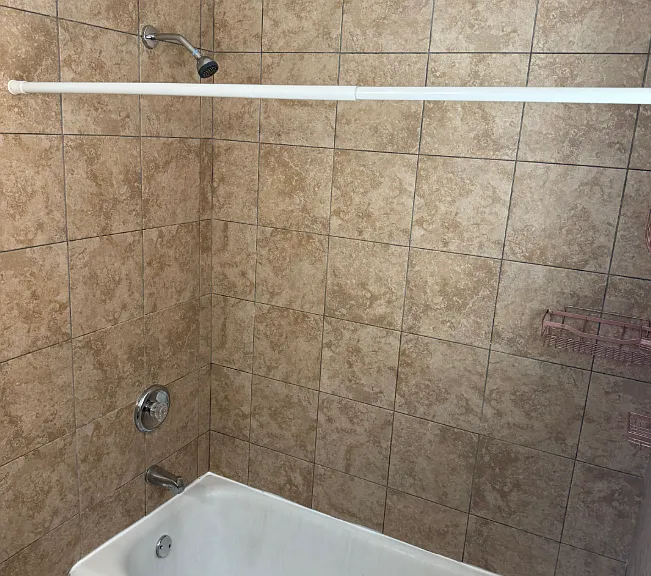 1508 W Fargo Ave #1S — Photo 5