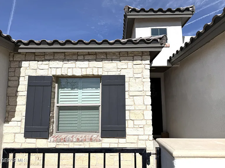 7467 Smugglers Gulch Ct — Photo 4