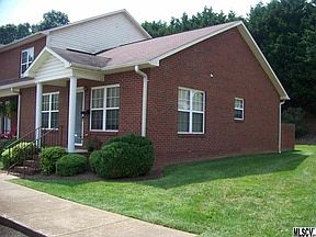 2nd image of 102 Brandywine Dr NE APT T6