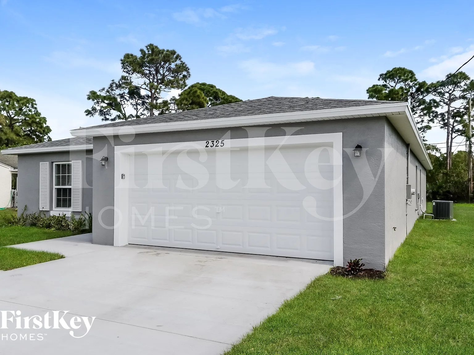 4 bed, 2.0 bath, 1833 sqft, $3,065 — Photo 3