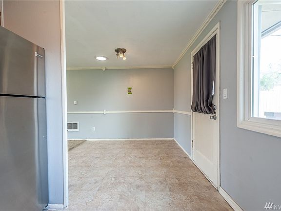 5th image of 1417 117th St S