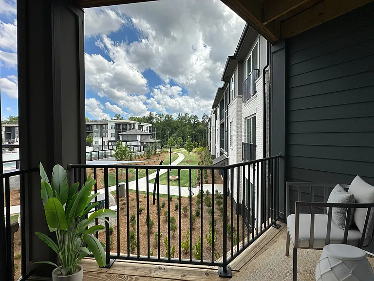The Wren Apartments — Photo 142