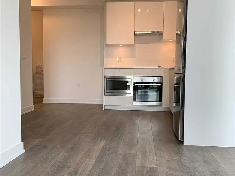 195 Redpath Ave #2212 — Photo 3