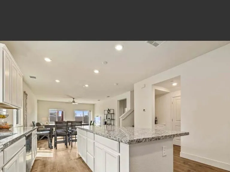 1704 Ball Dr — Photo 3