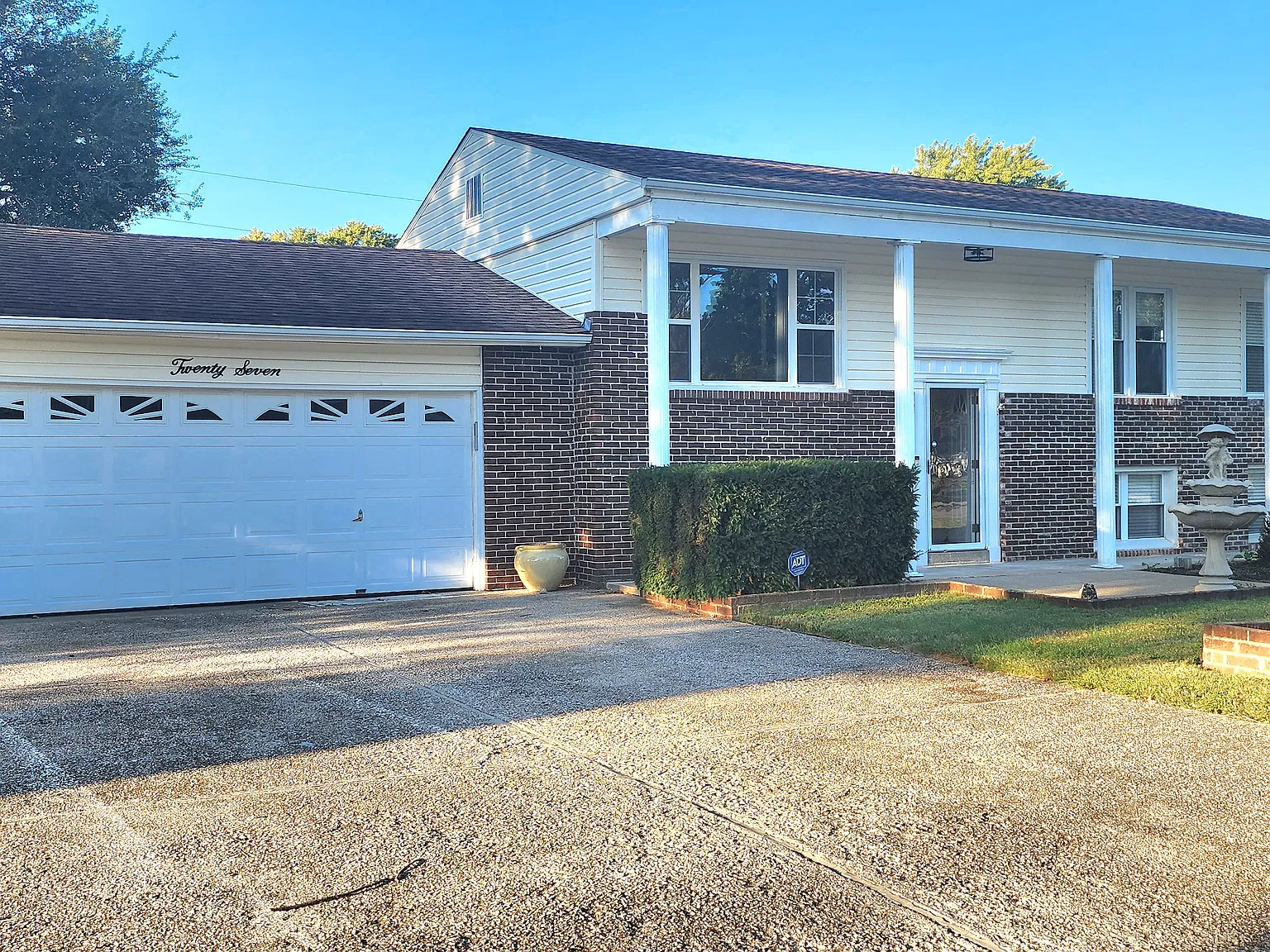 3 bed, 1512 sqft, $2,175 — Photo 2