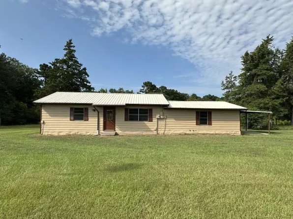 854 County Road 4228, Atlanta, TX 75551