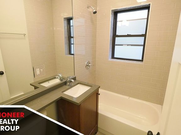 4th image of 2900 N Mildred Ave #2914GS