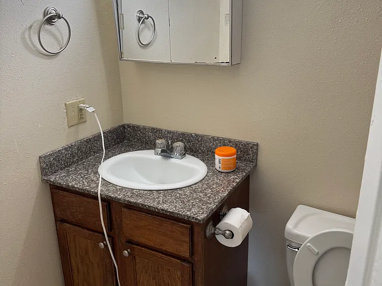 1013 Seville Ave #B — Photo 22