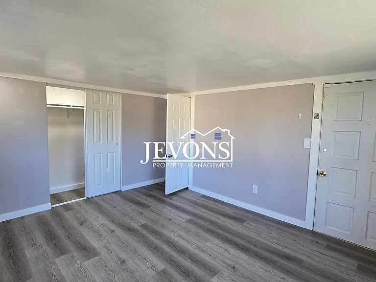503 N 12th St — Photo 5