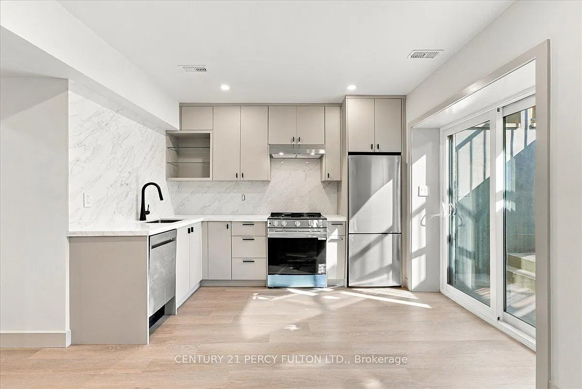 2 bed, $2,350 — Photo 2