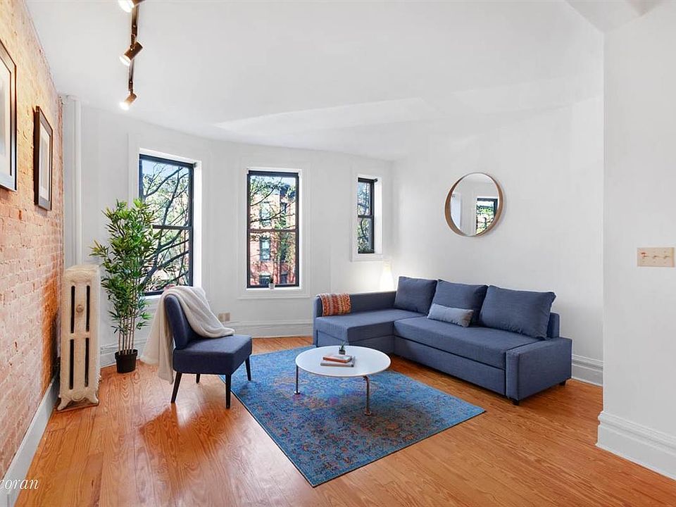 1st image of 392 8th St APT 2R