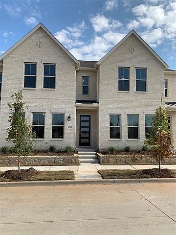1st image of 4933 Barcelona Ave