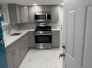 358 S 4th Ave #2, Mount Vernon, NY 10550