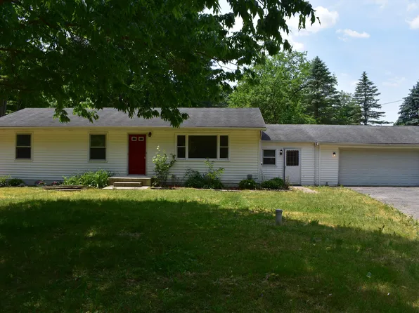 21020 Adams Rd, Battle Creek, MI 49017