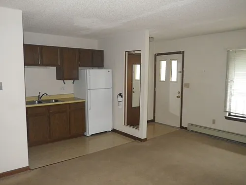203 River St-Martin Apts Photo 1