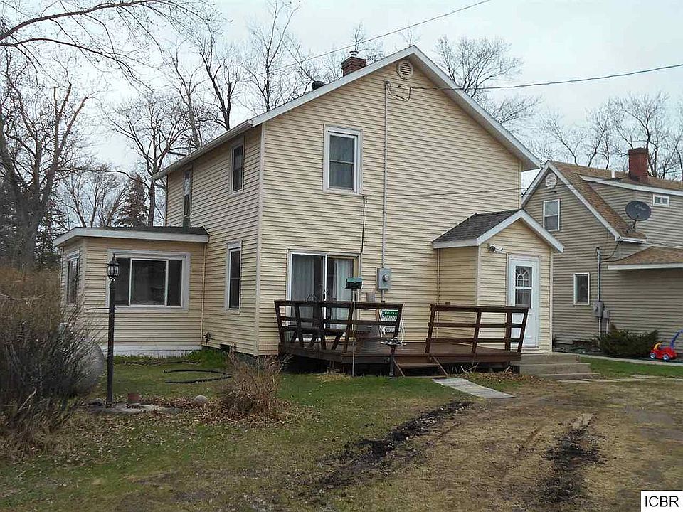 2nd image of 14 Hodgins Ave