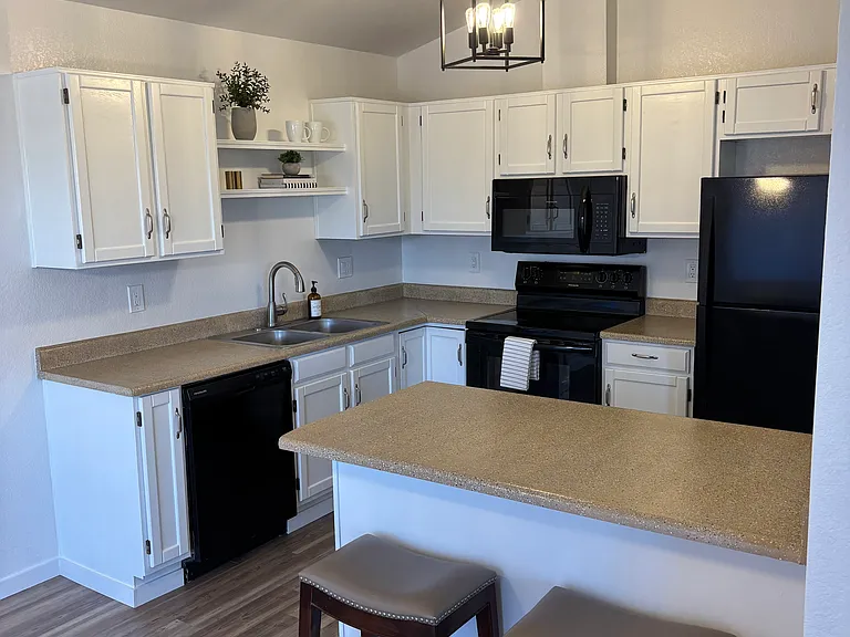 921 S Val Vista Dr #57 — Photo 7