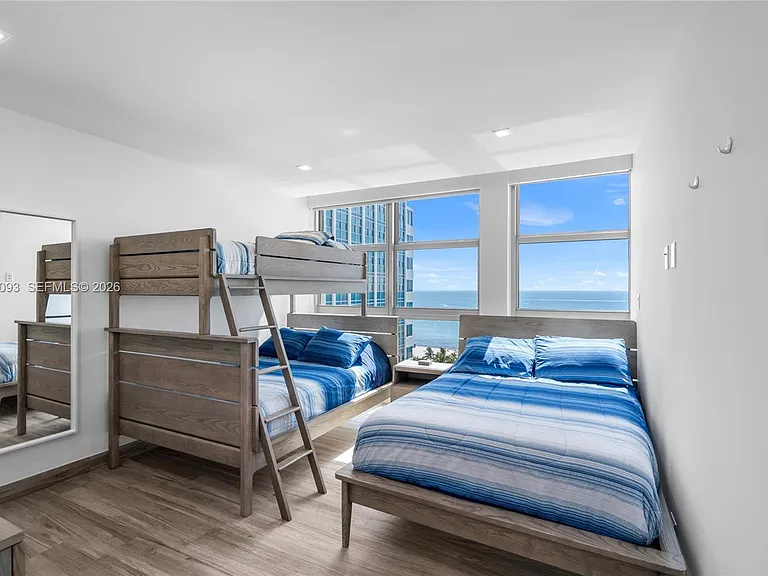 5055 Collins Ave #10H — Photo 11