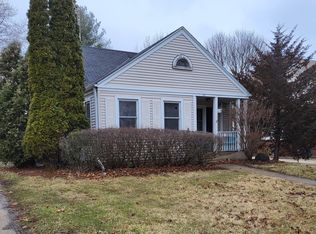 812 N 7th St, Rochelle, IL 61068