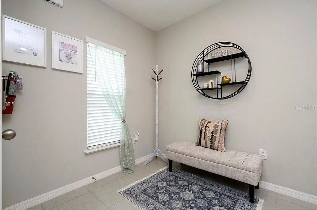 3 bed, 2.5 bath, 1762 sqft, $2,500 — Photo 3