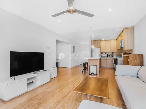 285.5 Lee St #303, Oakland, CA 94610