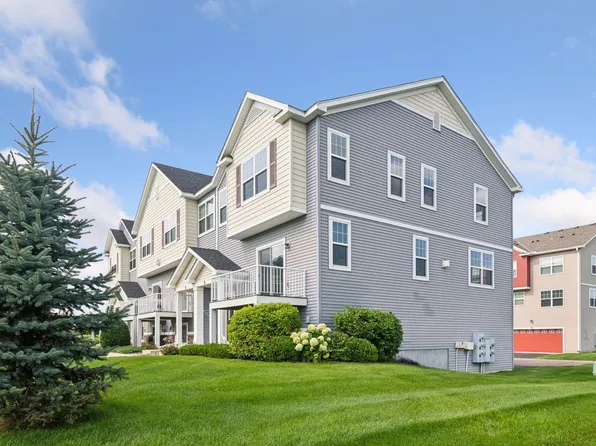 1980 Commonwealth Blvd APT 4, Chanhassen, MN 55317