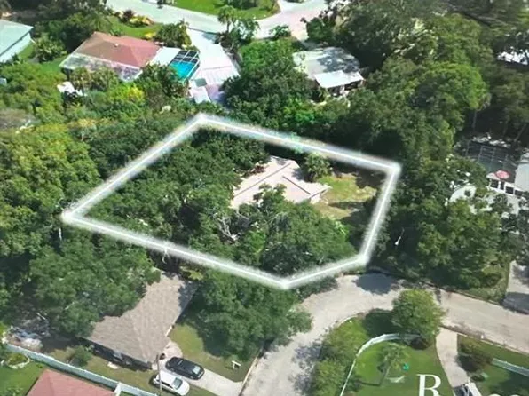 2290 Clematis St, Sarasota, FL 34239