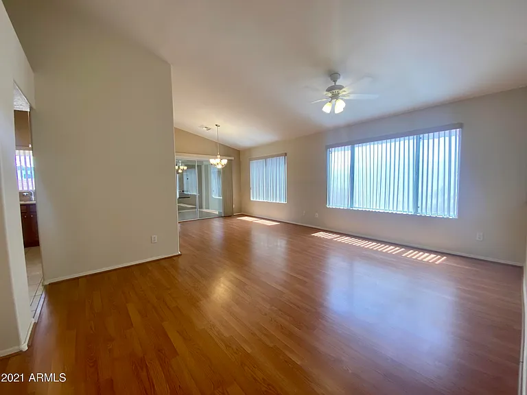 14562 W Moccasin Trl — Photo 2