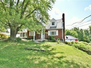 458 McCormick Rd, Coraopolis, PA 15108