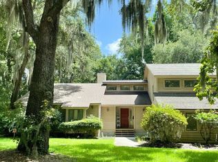 1863 Houghton Dr, Charleston, SC 29412