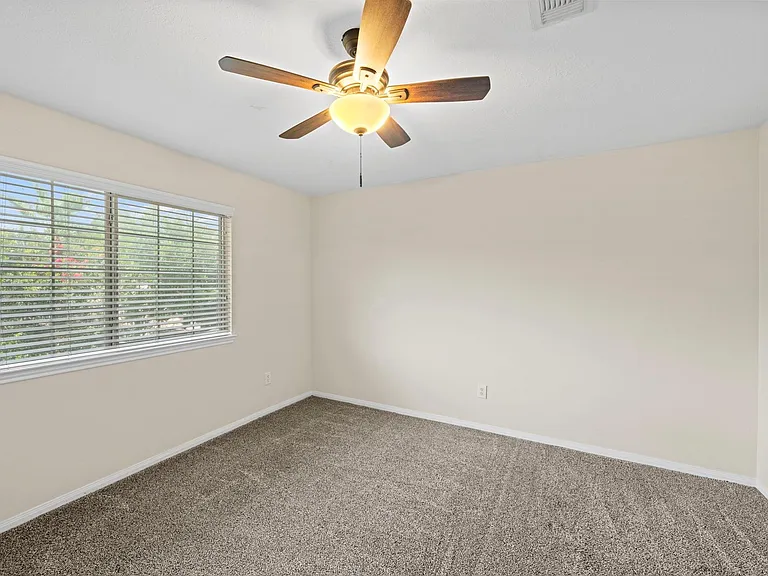 17107 Cradle Cove Ct — Photo 31